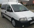 Пежо Эксперт груз.-пасс. 2006 в Калиновке на Automoto.ua Белый Пежо Эксперт груз.-пасс., объемом двигателя 1.87 л и пробегом 450 тыс. км за 4600 $, фото 12 на Automoto.ua