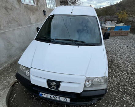 Белый Пежо Эксперт груз.-пасс., объемом двигателя 2 л и пробегом 311 тыс. км за 3000 $, фото 1 на Automoto.ua