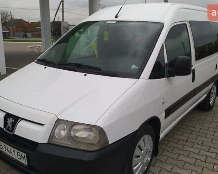 Пежо Эксперт груз.-пасс. 2006 в Калиновке на Automoto.ua Белый Пежо Эксперт груз.-пасс., объемом двигателя 1.87 л и пробегом 450 тыс. км за 4600 $, фото 11 на Automoto.ua