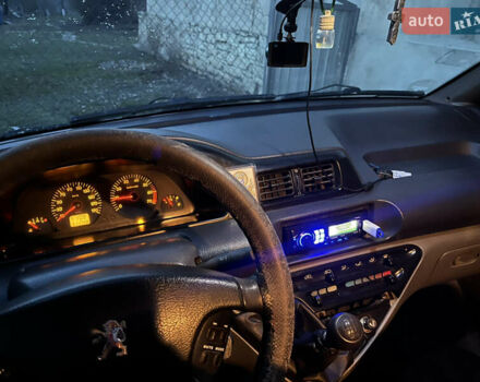 Белый Пежо Эксперт груз.-пасс., объемом двигателя 2 л и пробегом 311 тыс. км за 3000 $, фото 7 на Automoto.ua