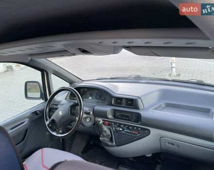 Белый Пежо Эксперт груз.-пасс., объемом двигателя 2 л и пробегом 337 тыс. км за 3950 $, фото 19 на Automoto.ua