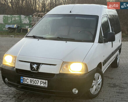 Белый Пежо Эксперт груз.-пасс., объемом двигателя 2 л и пробегом 337 тыс. км за 3950 $, фото 8 на Automoto.ua