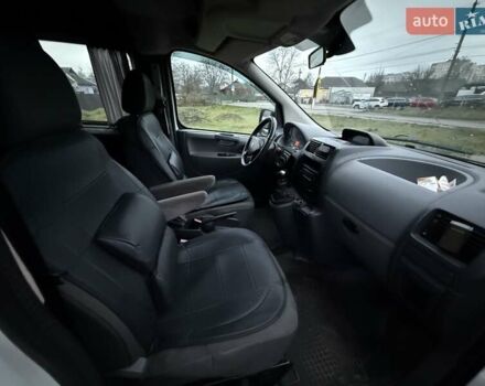 Белый Пежо Эксперт груз.-пасс., объемом двигателя 2 л и пробегом 317 тыс. км за 5900 $, фото 13 на Automoto.ua