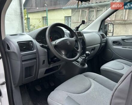 Белый Пежо Эксперт груз.-пасс., объемом двигателя 2 л и пробегом 288 тыс. км за 6300 $, фото 16 на Automoto.ua