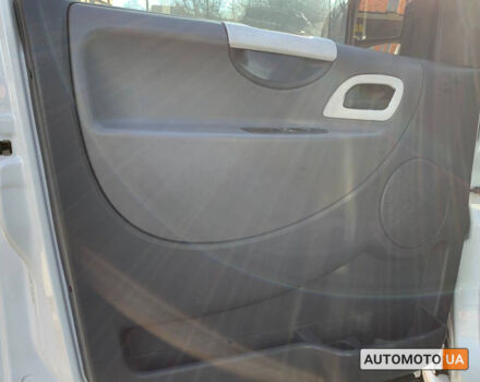 Белый Пежо Эксперт груз.-пасс., объемом двигателя 2 л и пробегом 201 тыс. км за 7500 $, фото 6 на Automoto.ua