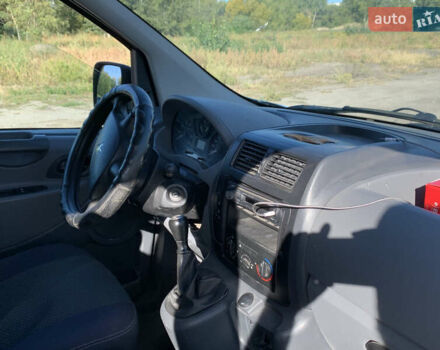 Белый Пежо Эксперт груз.-пасс., объемом двигателя 1.56 л и пробегом 275 тыс. км за 4900 $, фото 11 на Automoto.ua