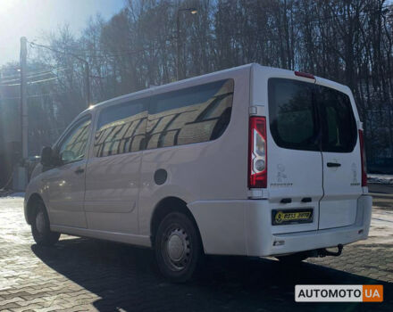 Белый Пежо Эксперт груз.-пасс., объемом двигателя 2 л и пробегом 201 тыс. км за 7500 $, фото 3 на Automoto.ua