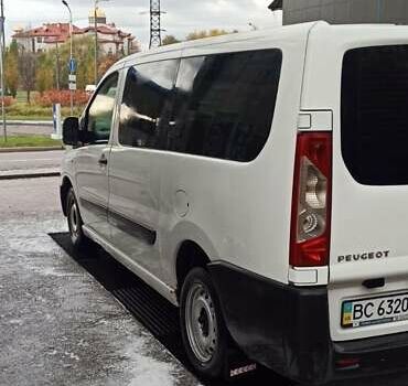 Білий Пежо Експерт вант.-пас., об'ємом двигуна 2 л та пробігом 364 тис. км за 4600 $, фото 3 на Automoto.ua