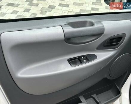 Белый Пежо Эксперт груз.-пасс., объемом двигателя 2 л и пробегом 288 тыс. км за 6300 $, фото 11 на Automoto.ua