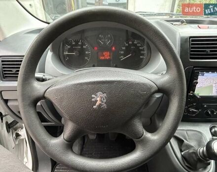 Белый Пежо Эксперт груз.-пасс., объемом двигателя 2 л и пробегом 288 тыс. км за 6300 $, фото 15 на Automoto.ua