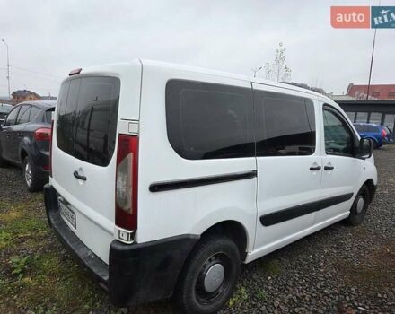 Белый Пежо Эксперт груз.-пасс., объемом двигателя 1.56 л и пробегом 244 тыс. км за 6300 $, фото 3 на Automoto.ua