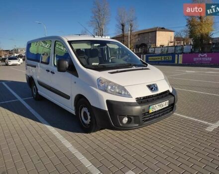 Белый Пежо Эксперт груз.-пасс., объемом двигателя 1.6 л и пробегом 353 тыс. км за 6100 $, фото 2 на Automoto.ua