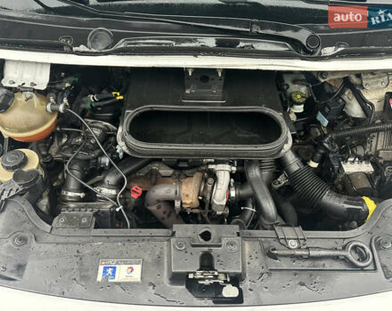 Білий Пежо Експерт вант.-пас., об'ємом двигуна 1.6 л та пробігом 300 тис. км за 5400 $, фото 8 на Automoto.ua