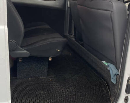 Белый Пежо Эксперт груз.-пасс., объемом двигателя 2 л и пробегом 323 тыс. км за 6500 $, фото 6 на Automoto.ua