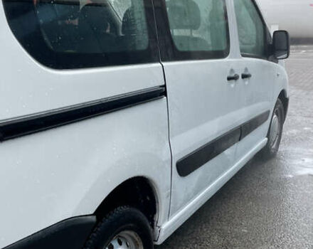 Белый Пежо Эксперт груз.-пасс., объемом двигателя 2 л и пробегом 323 тыс. км за 6500 $, фото 3 на Automoto.ua