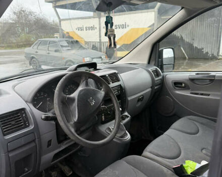 Белый Пежо Эксперт груз.-пасс., объемом двигателя 1.6 л и пробегом 405 тыс. км за 6000 $, фото 7 на Automoto.ua