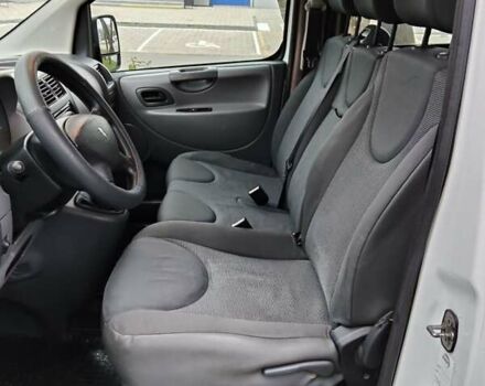 Белый Пежо Эксперт груз.-пасс., объемом двигателя 1.6 л и пробегом 295 тыс. км за 6800 $, фото 13 на Automoto.ua