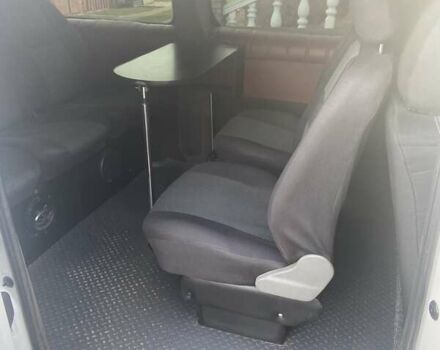 Белый Пежо Эксперт груз.-пасс., объемом двигателя 2 л и пробегом 328 тыс. км за 7200 $, фото 3 на Automoto.ua