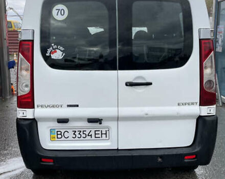 Белый Пежо Эксперт груз.-пасс., объемом двигателя 2 л и пробегом 323 тыс. км за 6500 $, фото 2 на Automoto.ua