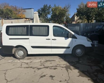 Белый Пежо Эксперт груз.-пасс., объемом двигателя 2 л и пробегом 239 тыс. км за 10000 $, фото 11 на Automoto.ua