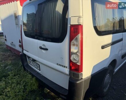 Белый Пежо Эксперт груз.-пасс., объемом двигателя 2 л и пробегом 239 тыс. км за 10000 $, фото 9 на Automoto.ua