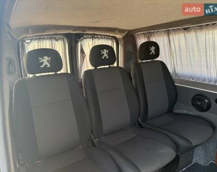 Белый Пежо Эксперт груз.-пасс., объемом двигателя 2 л и пробегом 239 тыс. км за 10000 $, фото 19 на Automoto.ua