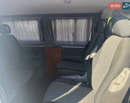 Белый Пежо Эксперт груз.-пасс., объемом двигателя 2 л и пробегом 239 тыс. км за 10000 $, фото 18 на Automoto.ua