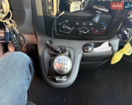 Белый Пежо Эксперт груз.-пасс., объемом двигателя 2 л и пробегом 239 тыс. км за 10000 $, фото 5 на Automoto.ua