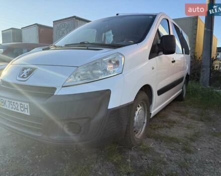 Белый Пежо Эксперт груз.-пасс., объемом двигателя 2 л и пробегом 239 тыс. км за 10000 $, фото 3 на Automoto.ua