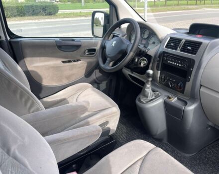 Белый Пежо Эксперт груз.-пасс., объемом двигателя 2 л и пробегом 198 тыс. км за 7800 $, фото 18 на Automoto.ua