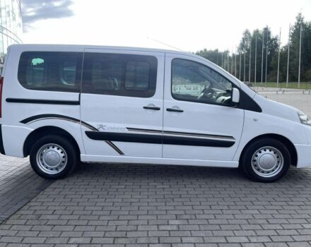 Белый Пежо Эксперт груз.-пасс., объемом двигателя 2 л и пробегом 198 тыс. км за 7800 $, фото 3 на Automoto.ua