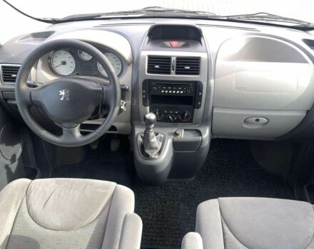 Белый Пежо Эксперт груз.-пасс., объемом двигателя 2 л и пробегом 198 тыс. км за 7800 $, фото 17 на Automoto.ua