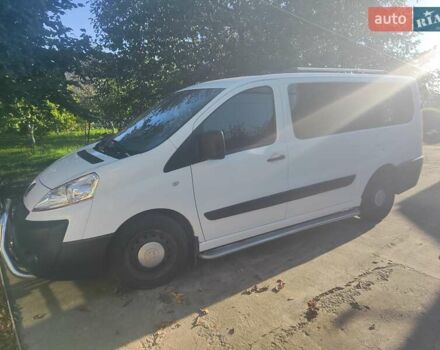 Пежо Эксперт груз.-пасс. 2011 в Житомире на Automoto.ua Белый Пежо Эксперт груз.-пасс., объемом двигателя 2 л и пробегом 234 тыс. км за 7300 $, фото 2 на Automoto.ua