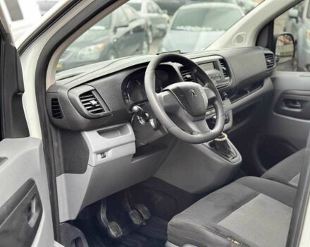 Белый Пежо Эксперт груз.-пасс., объемом двигателя 2 л и пробегом 230 тыс. км за 15500 $, фото 8 на Automoto.ua