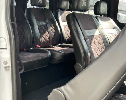 Белый Пежо Эксперт груз.-пасс., объемом двигателя 2 л и пробегом 260 тыс. км за 16000 $, фото 38 на Automoto.ua