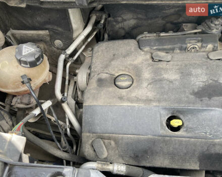 Белый Пежо Эксперт груз.-пасс., объемом двигателя 2 л и пробегом 260 тыс. км за 16000 $, фото 42 на Automoto.ua