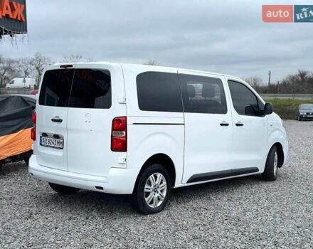 Белый Пежо Эксперт груз.-пасс., объемом двигателя 2 л и пробегом 250 тыс. км за 15500 $, фото 2 на Automoto.ua