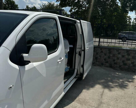 Белый Пежо Эксперт груз.-пасс., объемом двигателя 2 л и пробегом 157 тыс. км за 13900 $, фото 5 на Automoto.ua