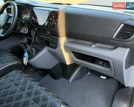 Белый Пежо Эксперт груз.-пасс., объемом двигателя 2 л и пробегом 298 тыс. км за 14200 $, фото 70 на Automoto.ua