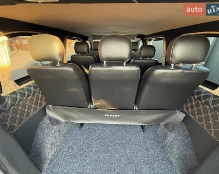 Белый Пежо Эксперт груз.-пасс., объемом двигателя 2 л и пробегом 298 тыс. км за 14200 $, фото 85 на Automoto.ua