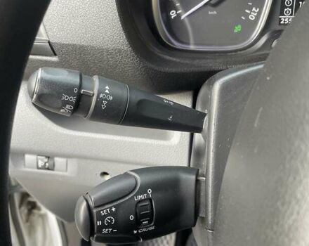 Білий Пежо Експерт вант.-пас., об'ємом двигуна 2 л та пробігом 256 тис. км за 11800 $, фото 9 на Automoto.ua