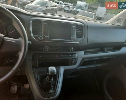 Пежо Эксперт груз.-пасс. 2018 в Ровно на Automoto.ua Белый Пежо Эксперт груз.-пасс., объемом двигателя 2 л и пробегом 270 тыс. км за 18000 $, фото 15 на Automoto.ua