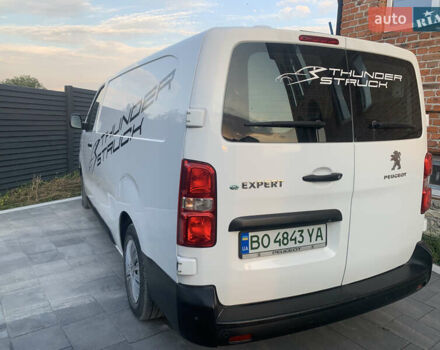 Пежо Эксперт груз.-пасс. 2021 в Тернополе на Automoto.ua Белый Пежо Эксперт груз.-пасс., объемом двигателя 0 л и пробегом 63 тыс. км за 25300 $, фото 7 на Automoto.ua