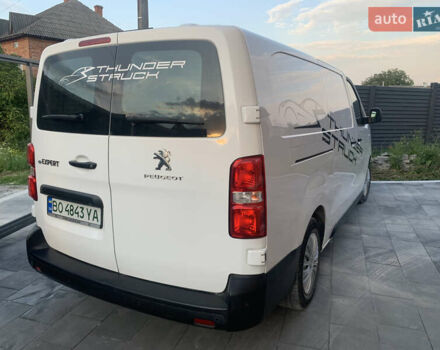 Пежо Эксперт груз.-пасс. 2021 в Тернополе на Automoto.ua Белый Пежо Эксперт груз.-пасс., объемом двигателя 0 л и пробегом 63 тыс. км за 25300 $, фото 9 на Automoto.ua