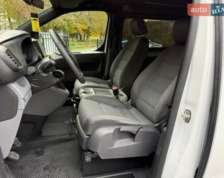 Пежо Эксперт груз.-пасс. 2023 в Хмельницком на Automoto.ua Белый Пежо Эксперт груз.-пасс., объемом двигателя 2 л и пробегом 32 тыс. км за 32200 $, фото 19 на Automoto.ua