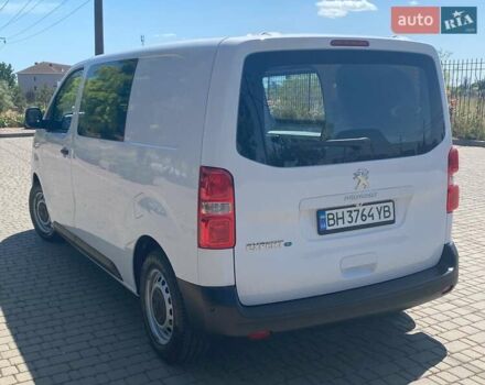 Белый Пежо Эксперт груз.-пасс., объемом двигателя 0 л и пробегом 2 тыс. км за 26500 $, фото 2 на Automoto.ua