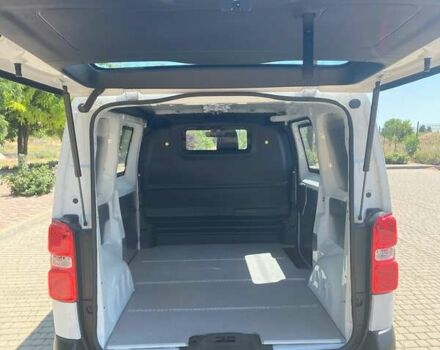 Белый Пежо Эксперт груз.-пасс., объемом двигателя 0 л и пробегом 2 тыс. км за 26500 $, фото 6 на Automoto.ua