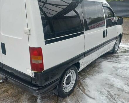 Белый Пежо Эксперт груз.-пасс., объемом двигателя 2 л и пробегом 140 тыс. км за 4800 $, фото 2 на Automoto.ua