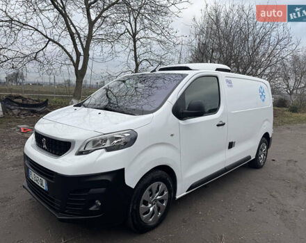 Белый Пежо Эксперт груз.-пасс., объемом двигателя 2 л и пробегом 255 тыс. км за 18800 $, фото 48 на Automoto.ua