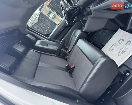 Белый Пежо Эксперт груз.-пасс., объемом двигателя 2 л и пробегом 255 тыс. км за 18800 $, фото 63 на Automoto.ua